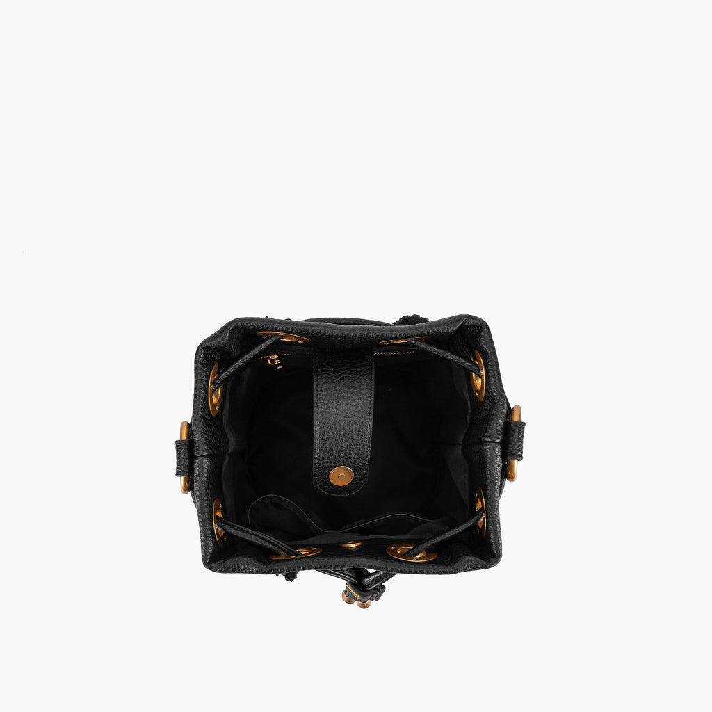La Carrie Ficus Bucket Bag – Bold Black