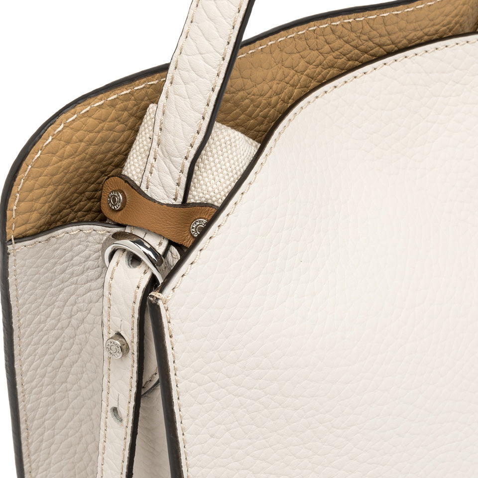 Gianni Chiarini Asia 13347 Tote in Sabbia & Nature Pebbled Leather